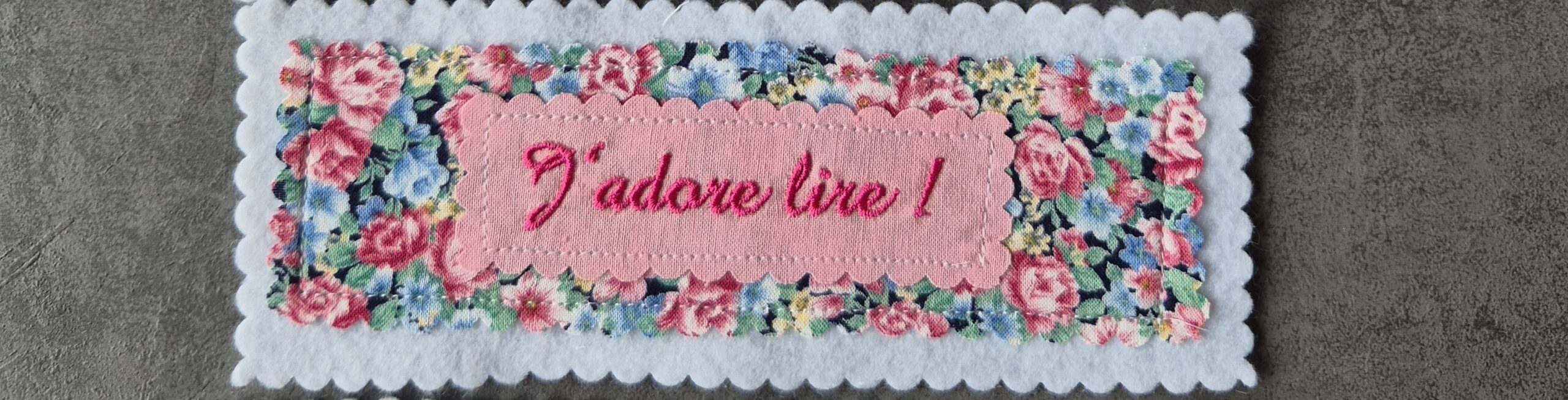 Fleuri rose J'adore lire