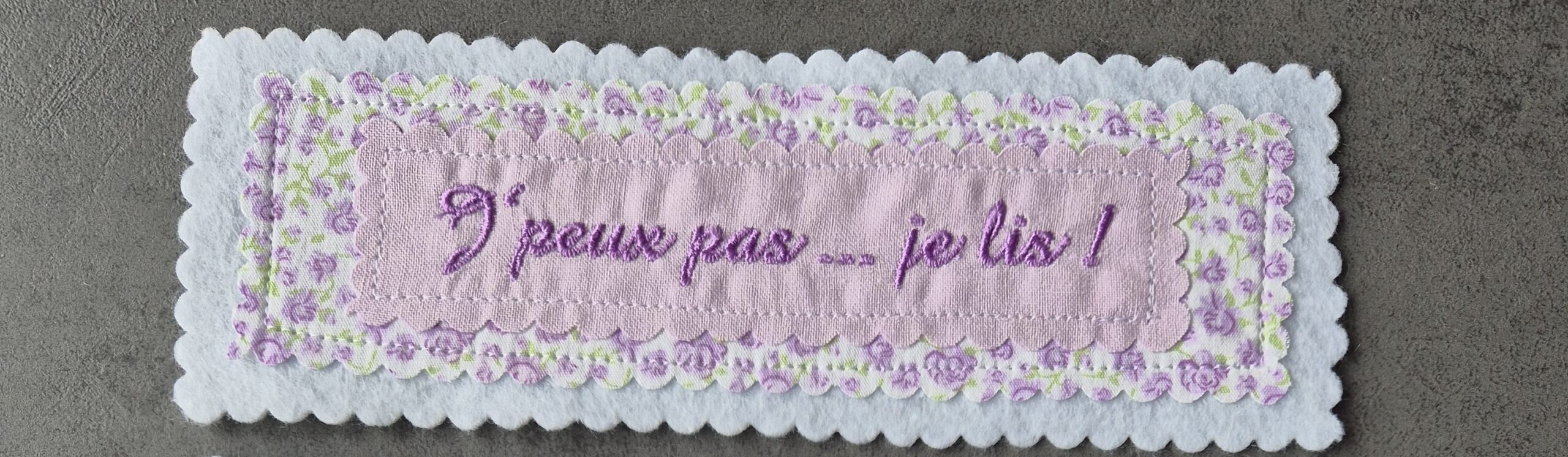 Fleuri violet J'peux pas je lis