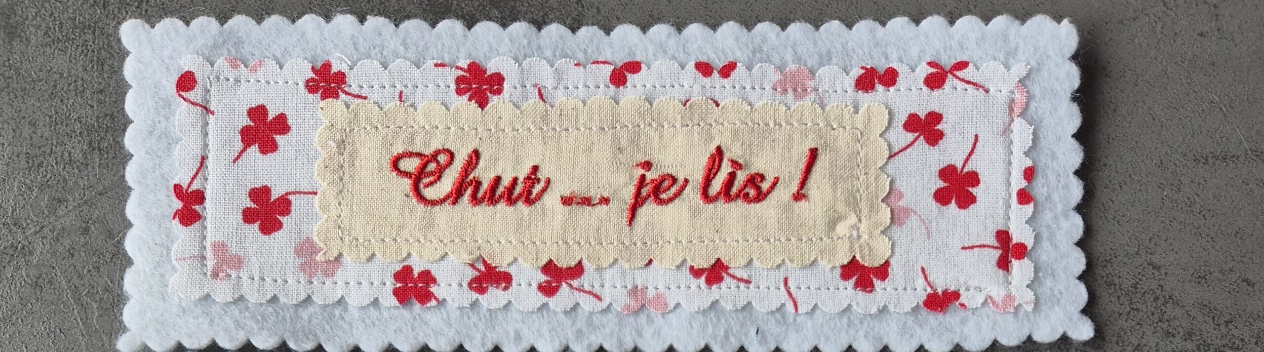 Trèfle rouge Chut Je lis